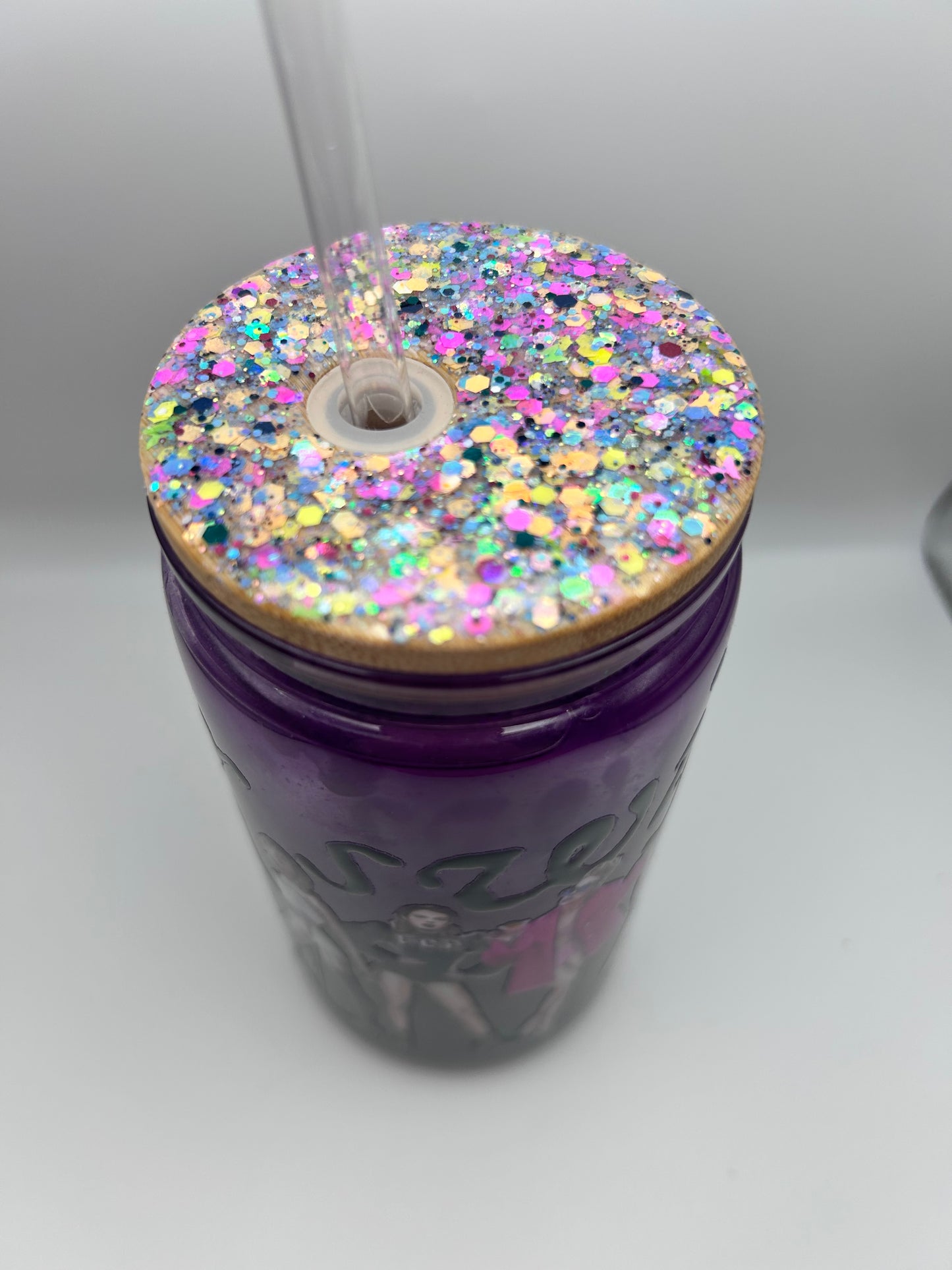 swifty  16 oz plastic medium flow snow-globe tumbler. With bling lid.