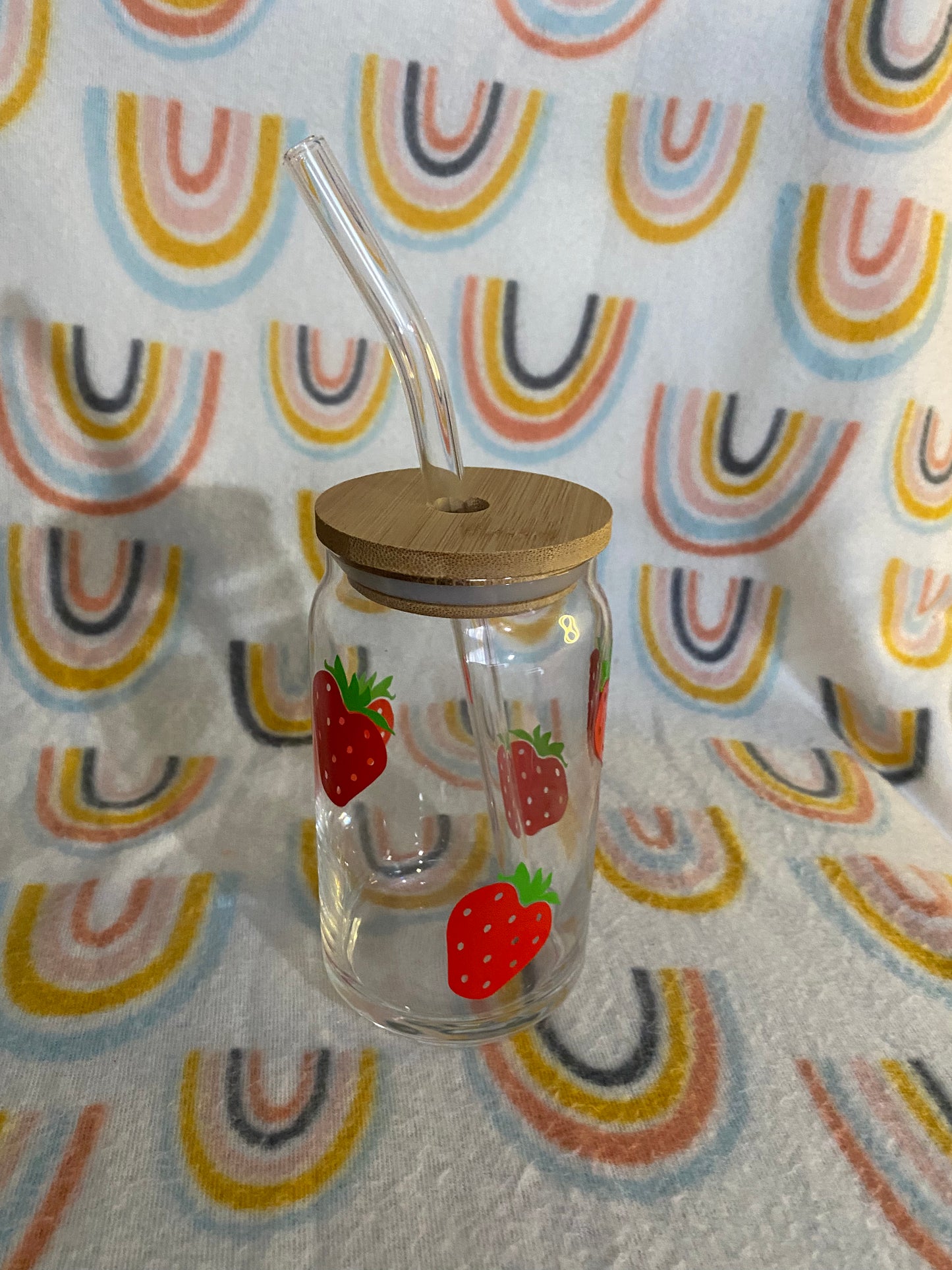 Strawberry 16 oz Libby Cup/libby glass