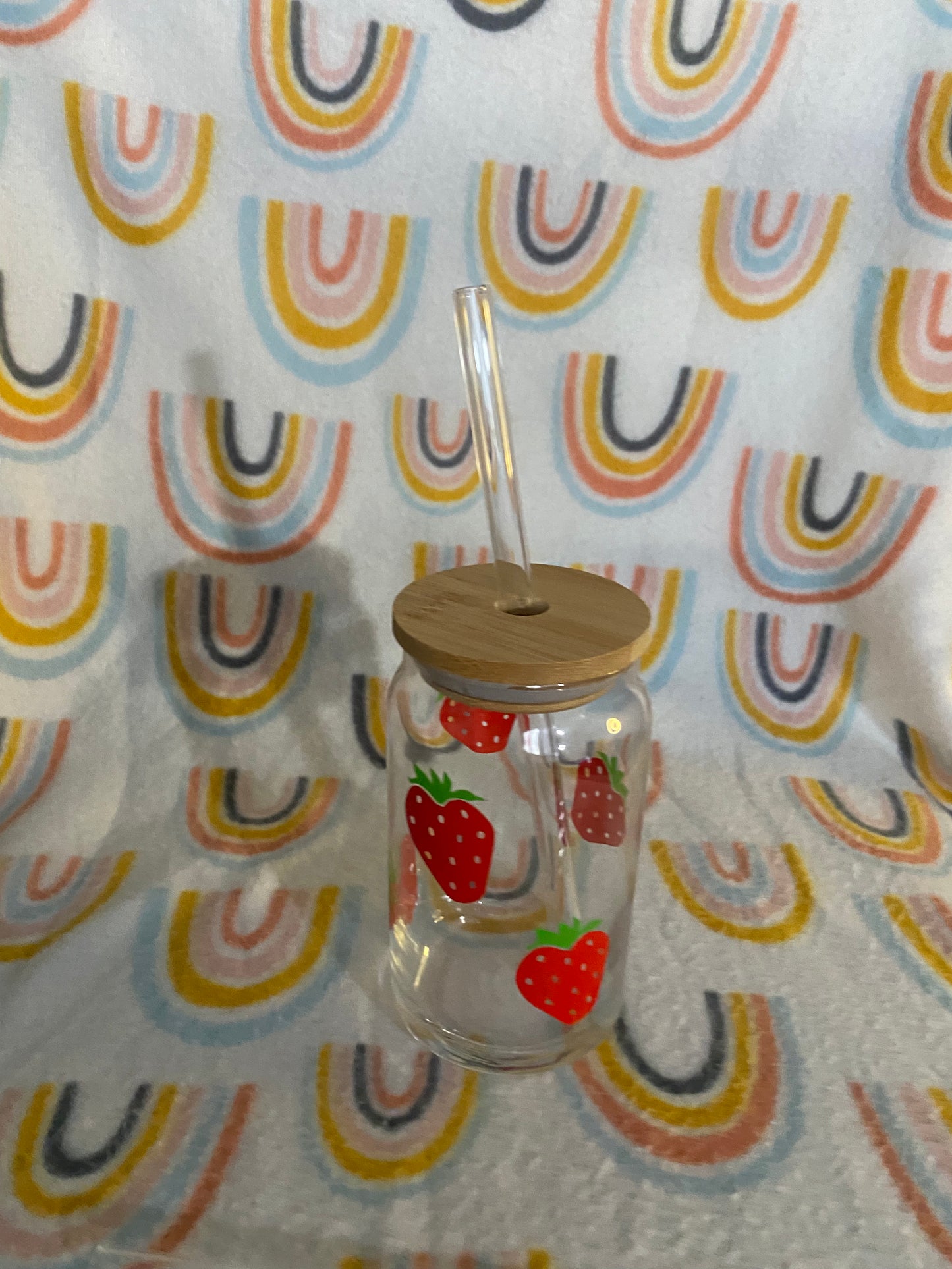 Strawberry 16 oz Libby Cup/libby glass